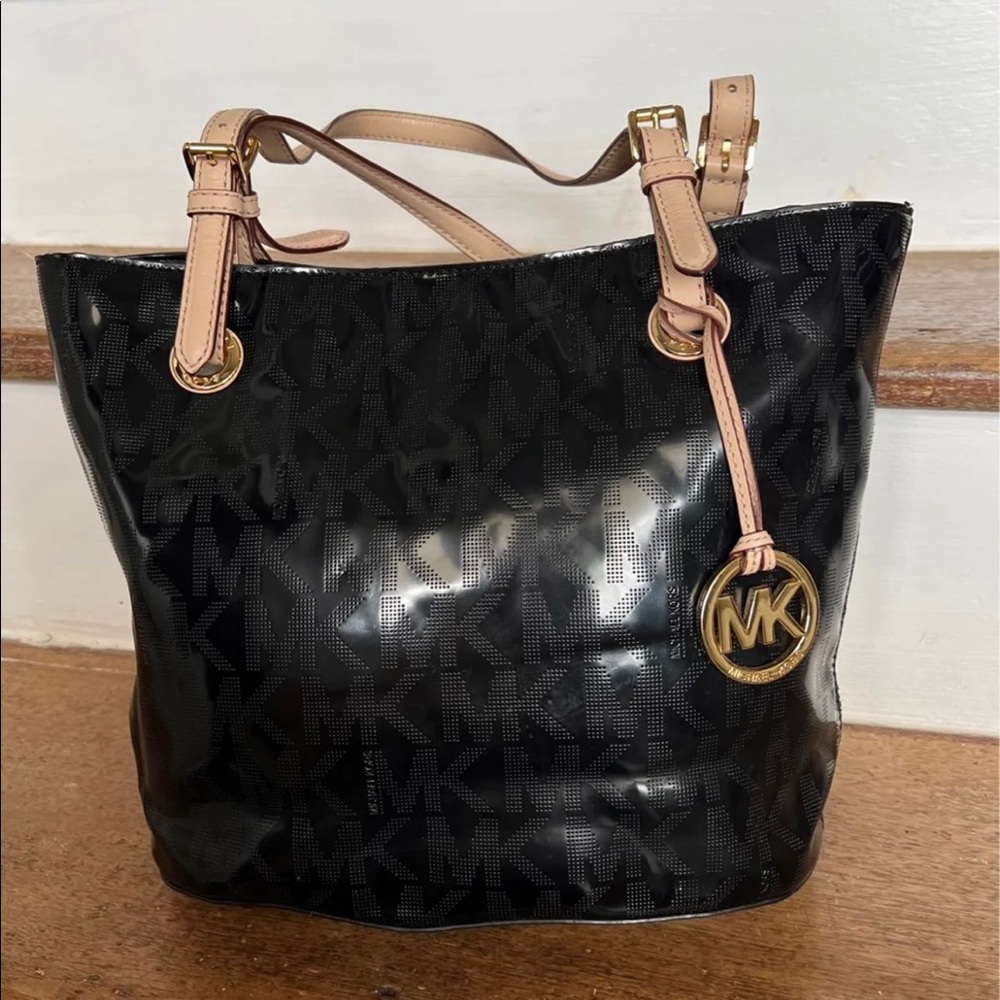 MK purse